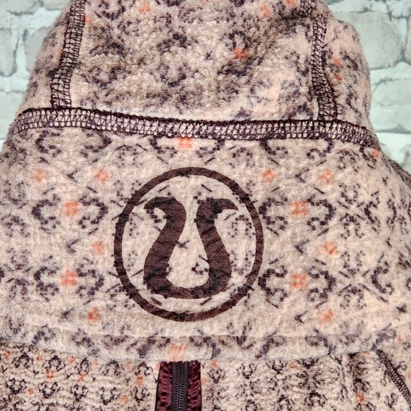 Lululemon Reversible  Scuba Hoodie Classic Remix Burgundy/Pink Pattern 2in1 - Picture 12 of 14